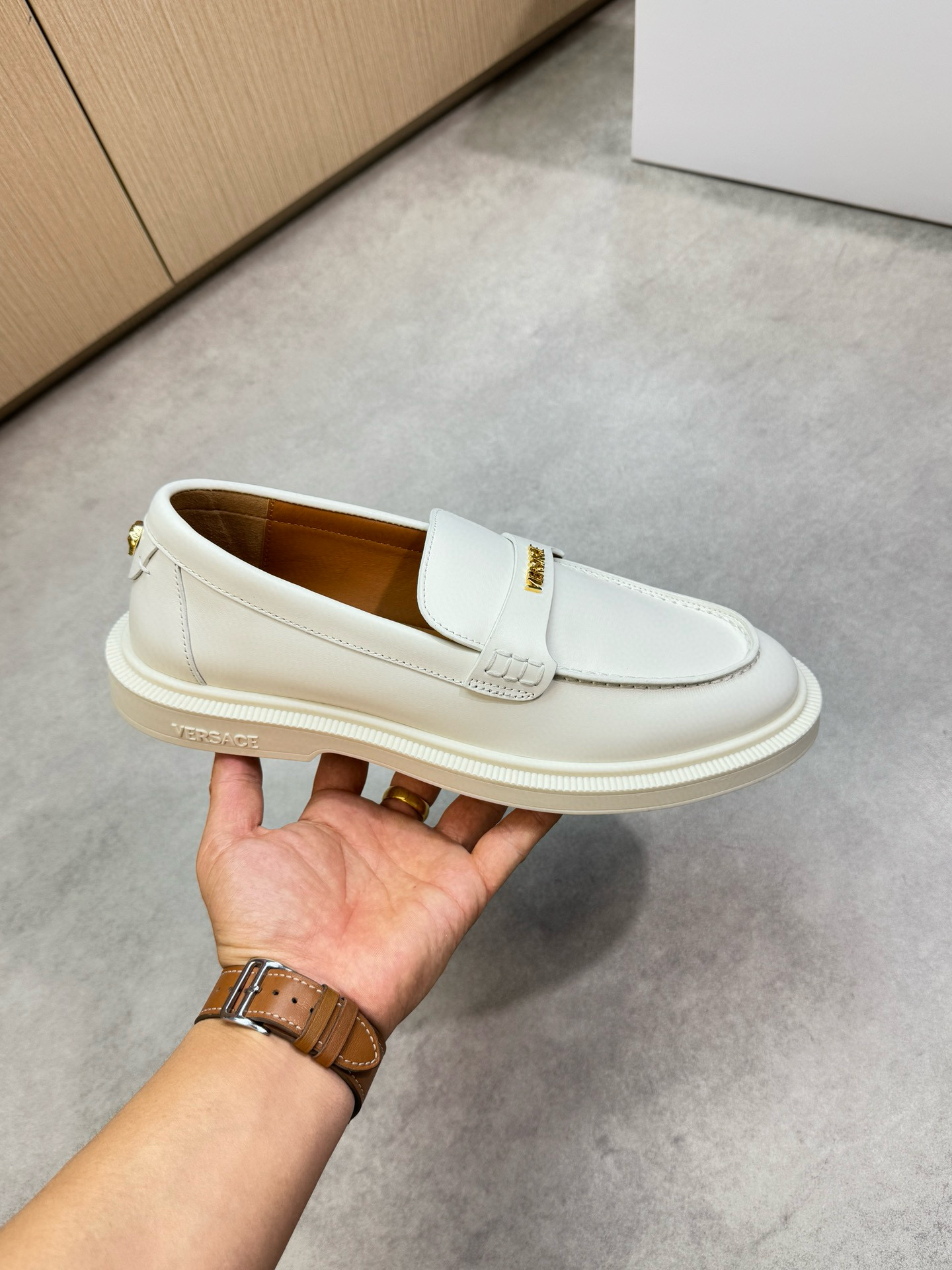 베르사체 남자 구두