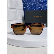 발렌시아가 선글라스