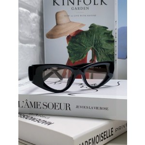 발렌시아가 선글라스