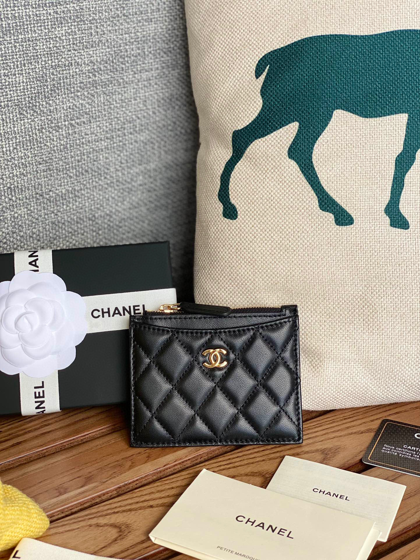 샤넬 A84105  여자 카드지갑 머니클립