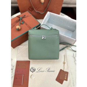 로로피아나 여자가방