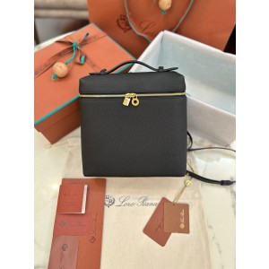 로로피아나 여자가방