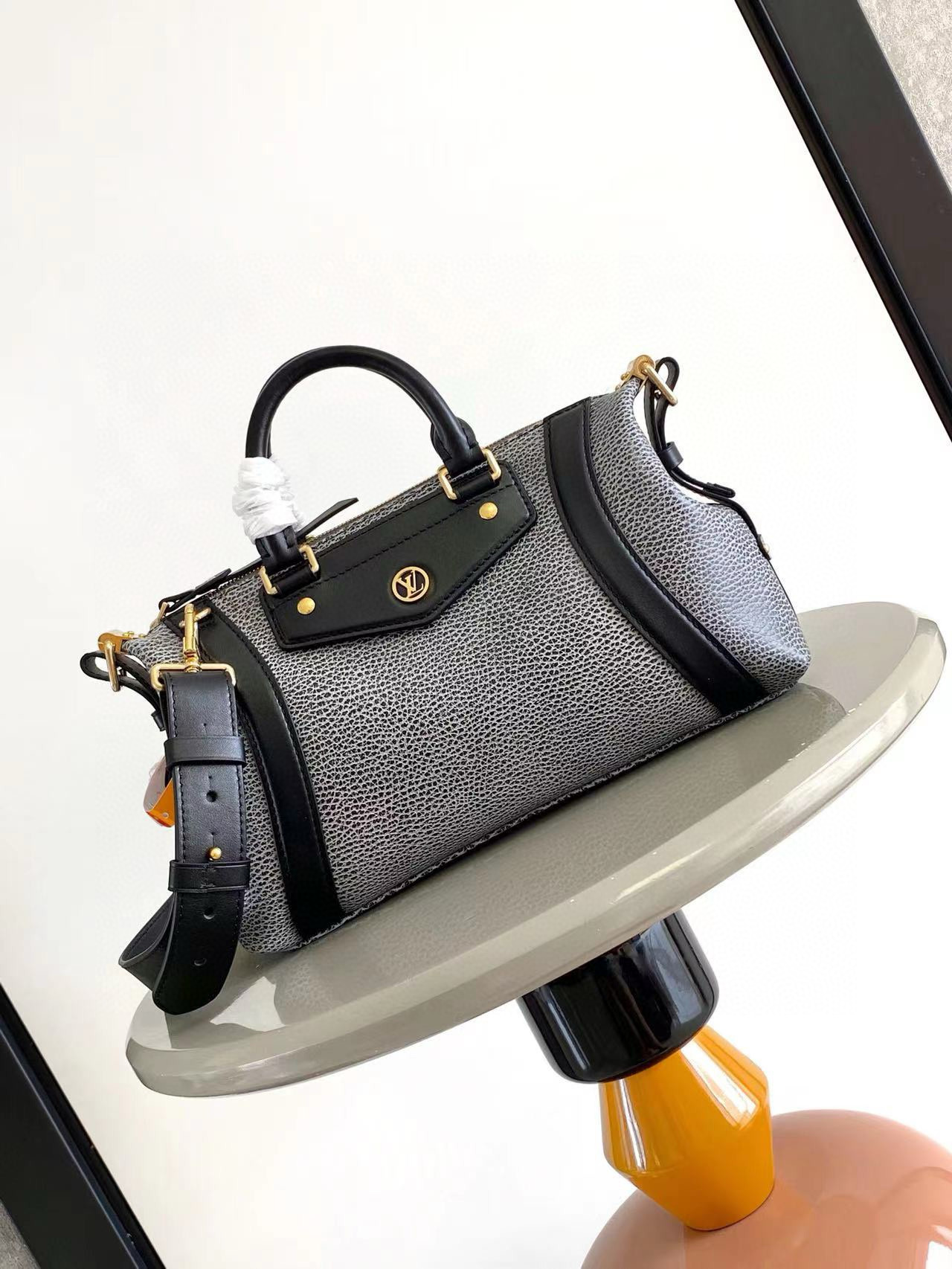 루이비통 M14514 여자가방