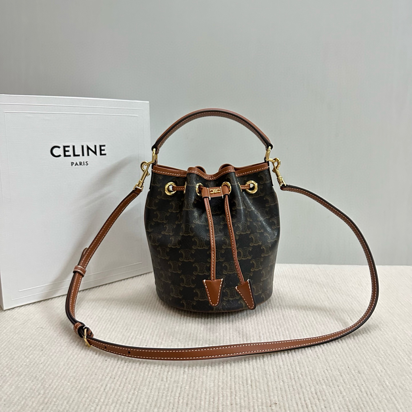 셀린느 121672 여자가방