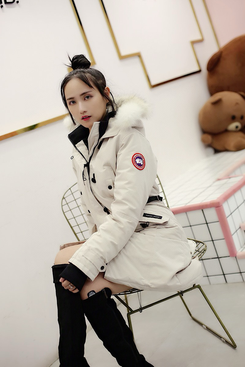 캐나다구스 남녀공용 패딩