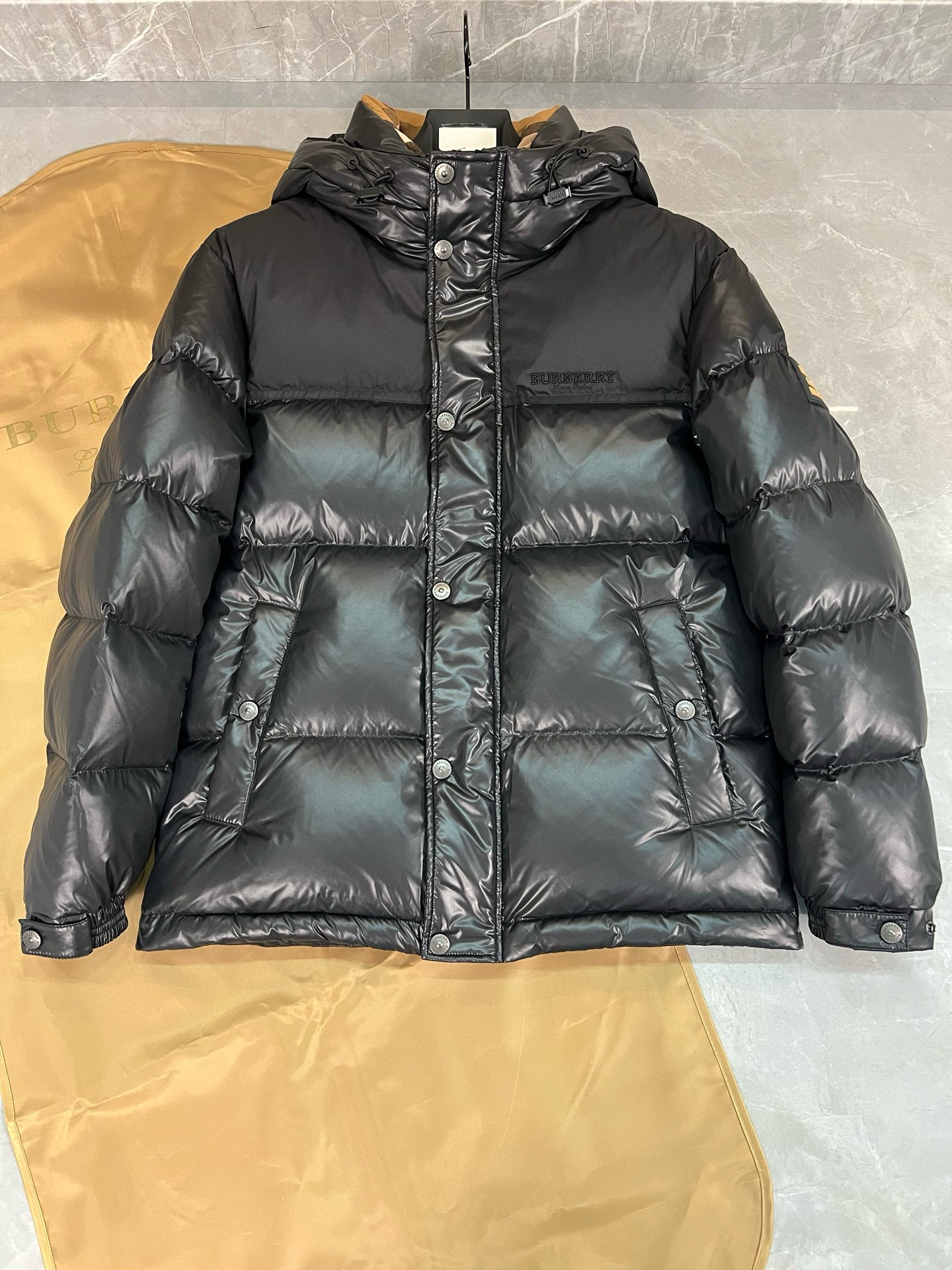 버버리 남녀공용 패딩