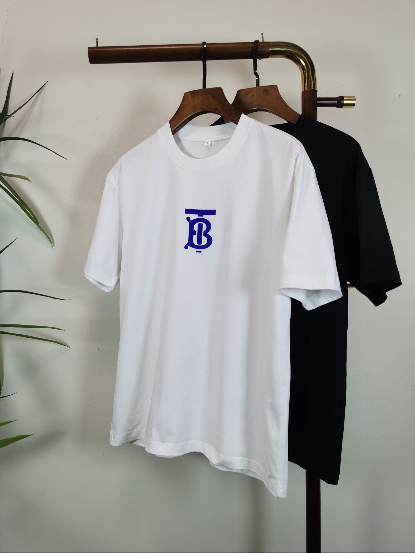 버버리 2컬러 남자 반팔티