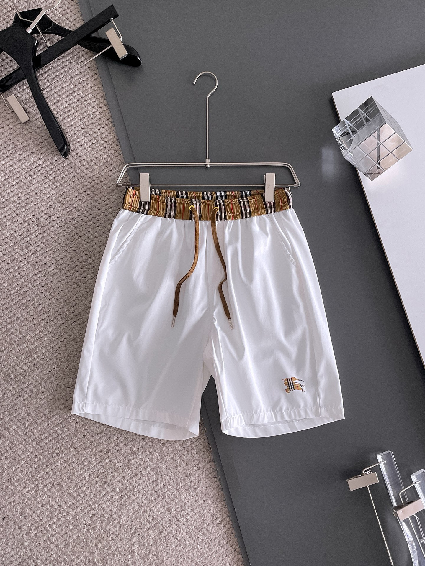 버버리 남자 반바지