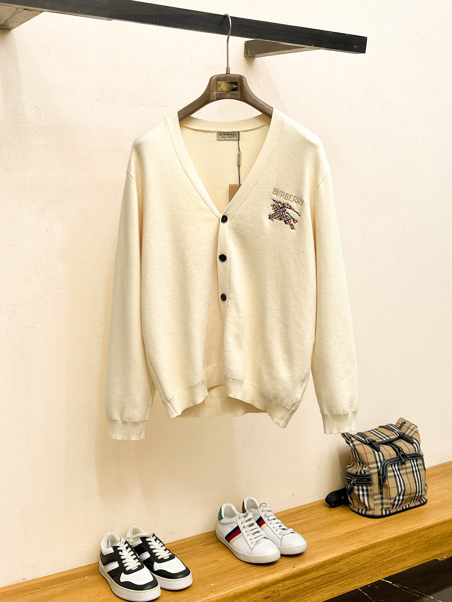 버버리 남자 가디건