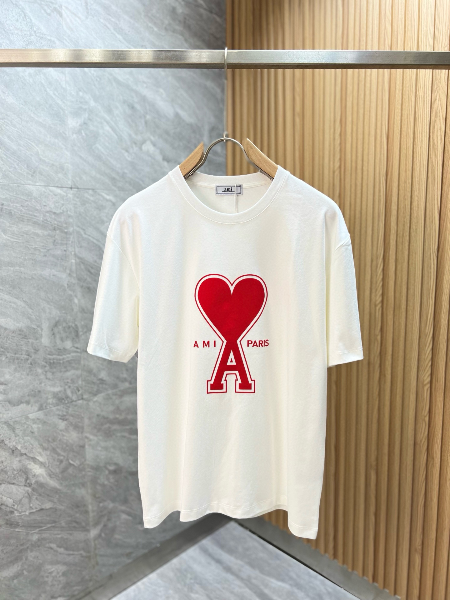 아미 아미리 남자 반팔티