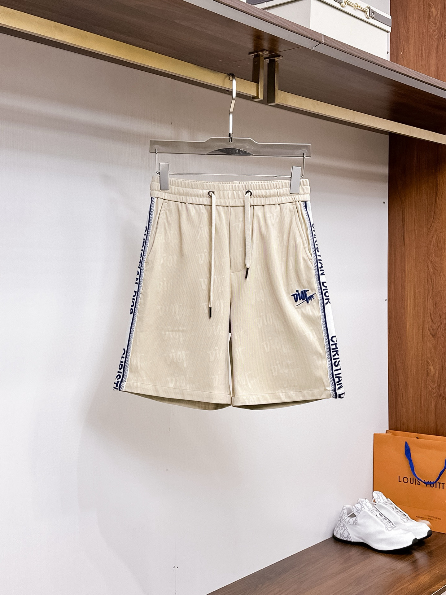 디올 남자 반바지