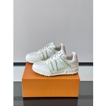 루이비통 트레이너 남자 신발 운동화 스니커즈