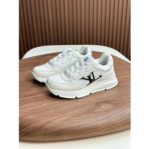 루이비통 트레이너 남자 신발 운동화 스니커즈