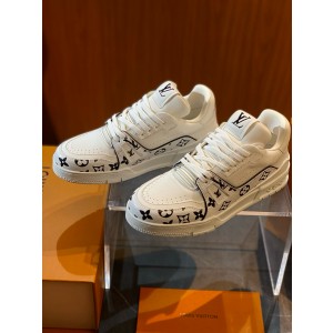 루이비통 트레이너 남자 신발 운동화 스니커즈