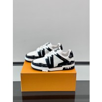 루이비통 트레이너 남자 신발 운동화 스니커즈