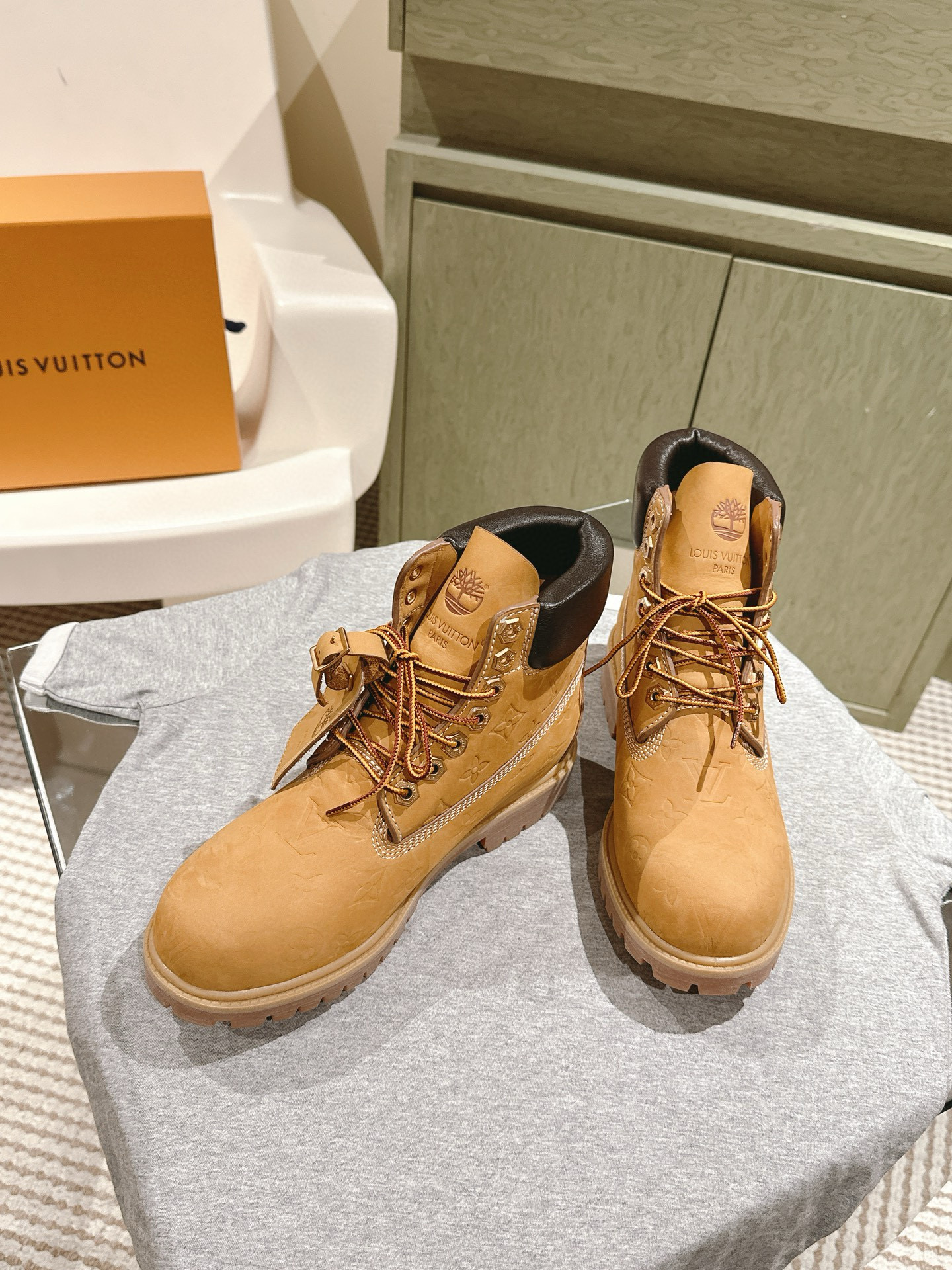 루이비통 5CM 남여공용 부츠