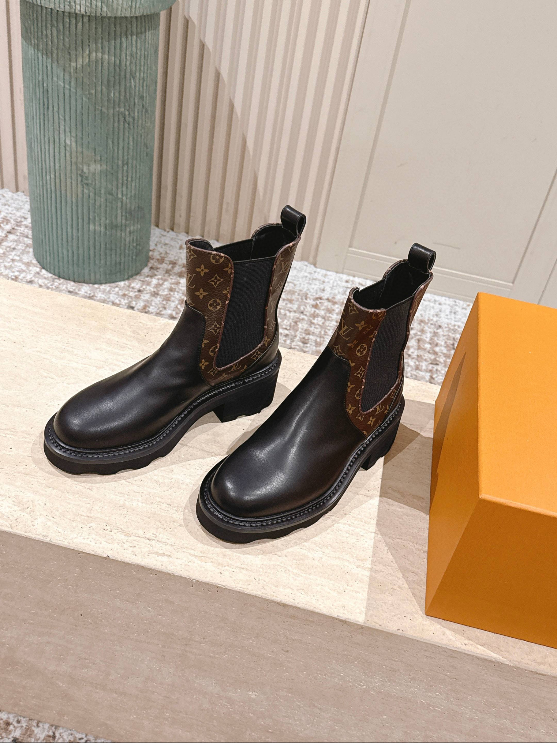 루이비통 여자 부츠