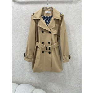 디올 여자 코트