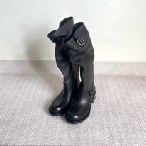 프라다 여자 부츠