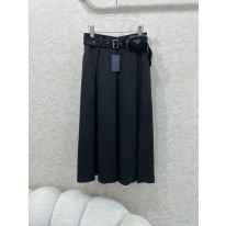 프라다 여자 치마