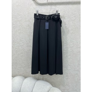 프라다 여자 치마