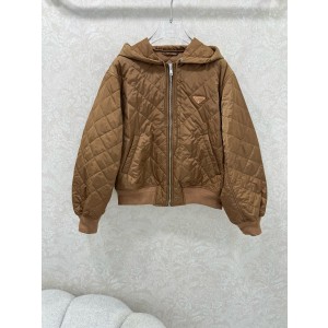 프라다 여자 패딩