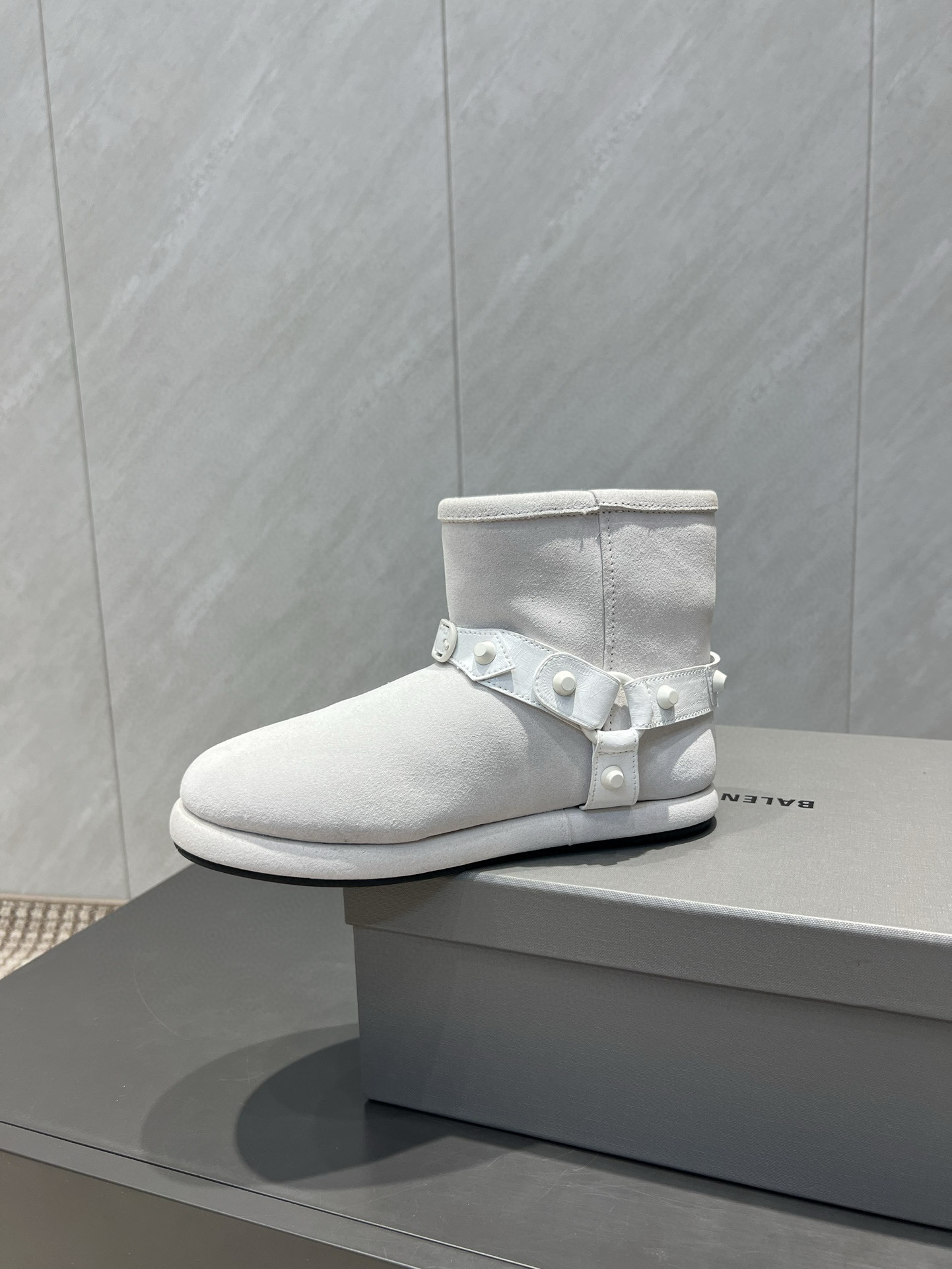 발렌시아가 여자 부츠