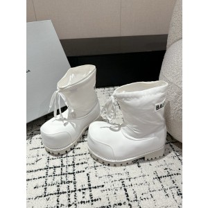 발렌시아가 남여공용 부츠