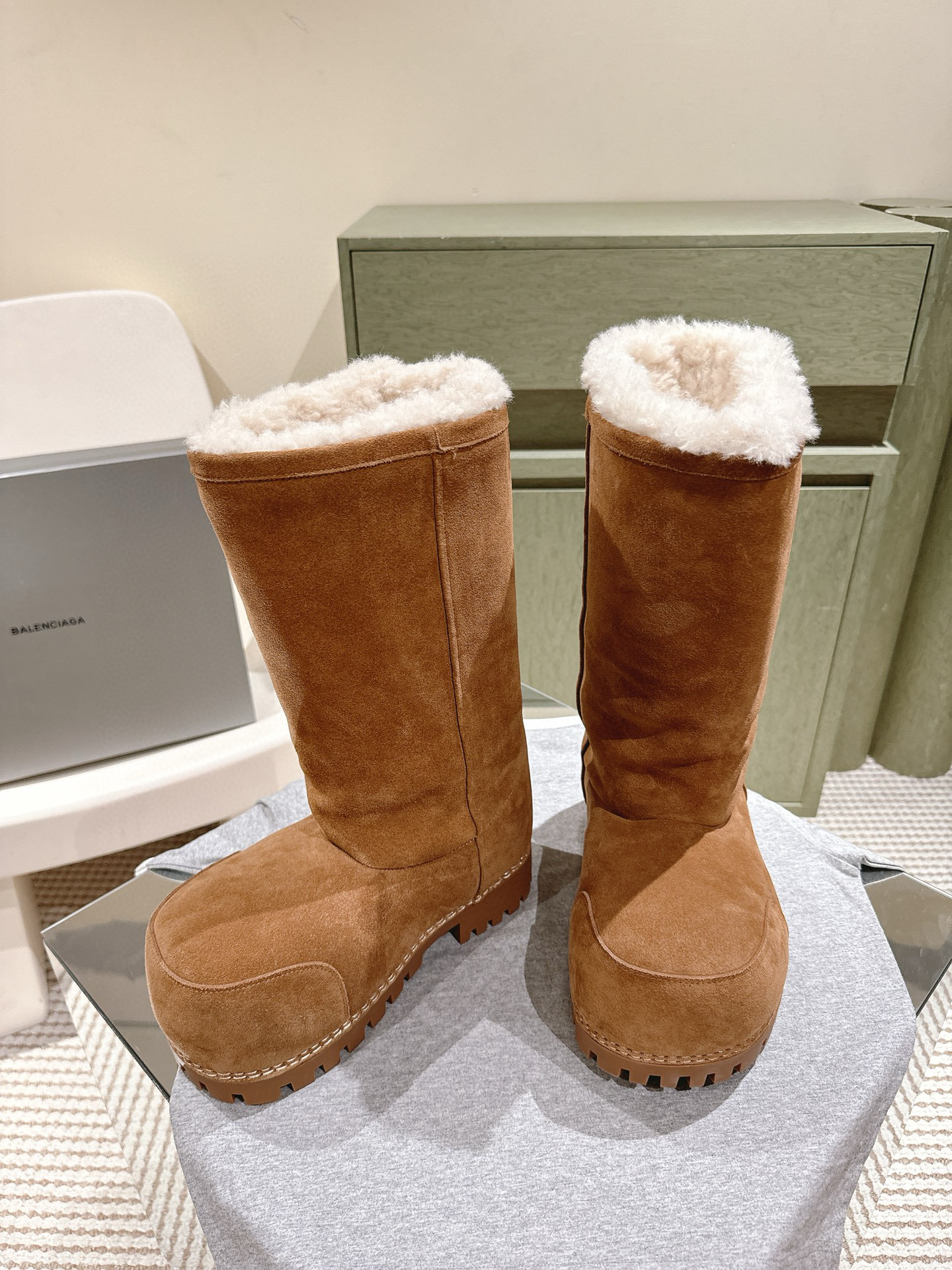 발렌시아가 6CM 남여공용 부츠