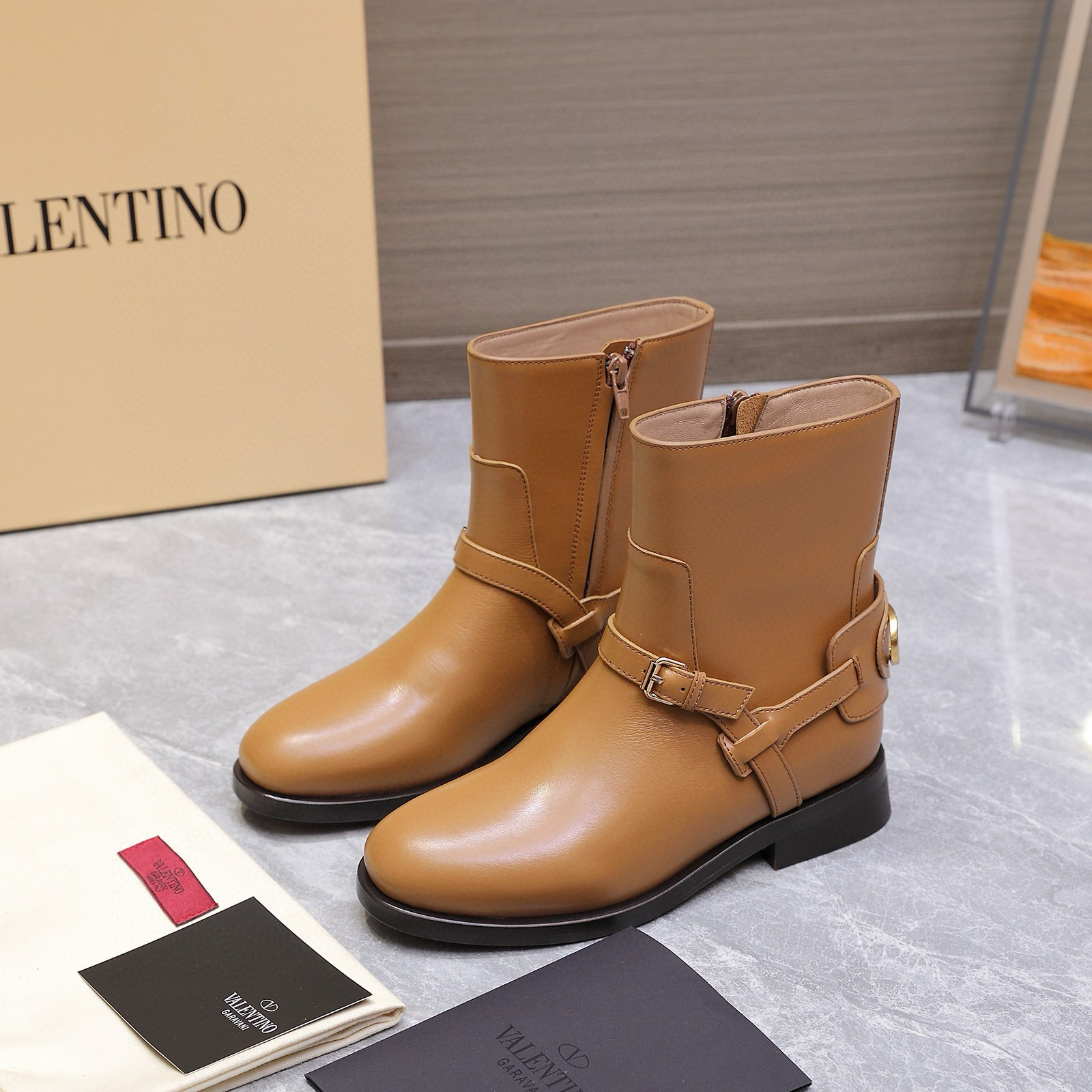 발렌티노 여자 부츠