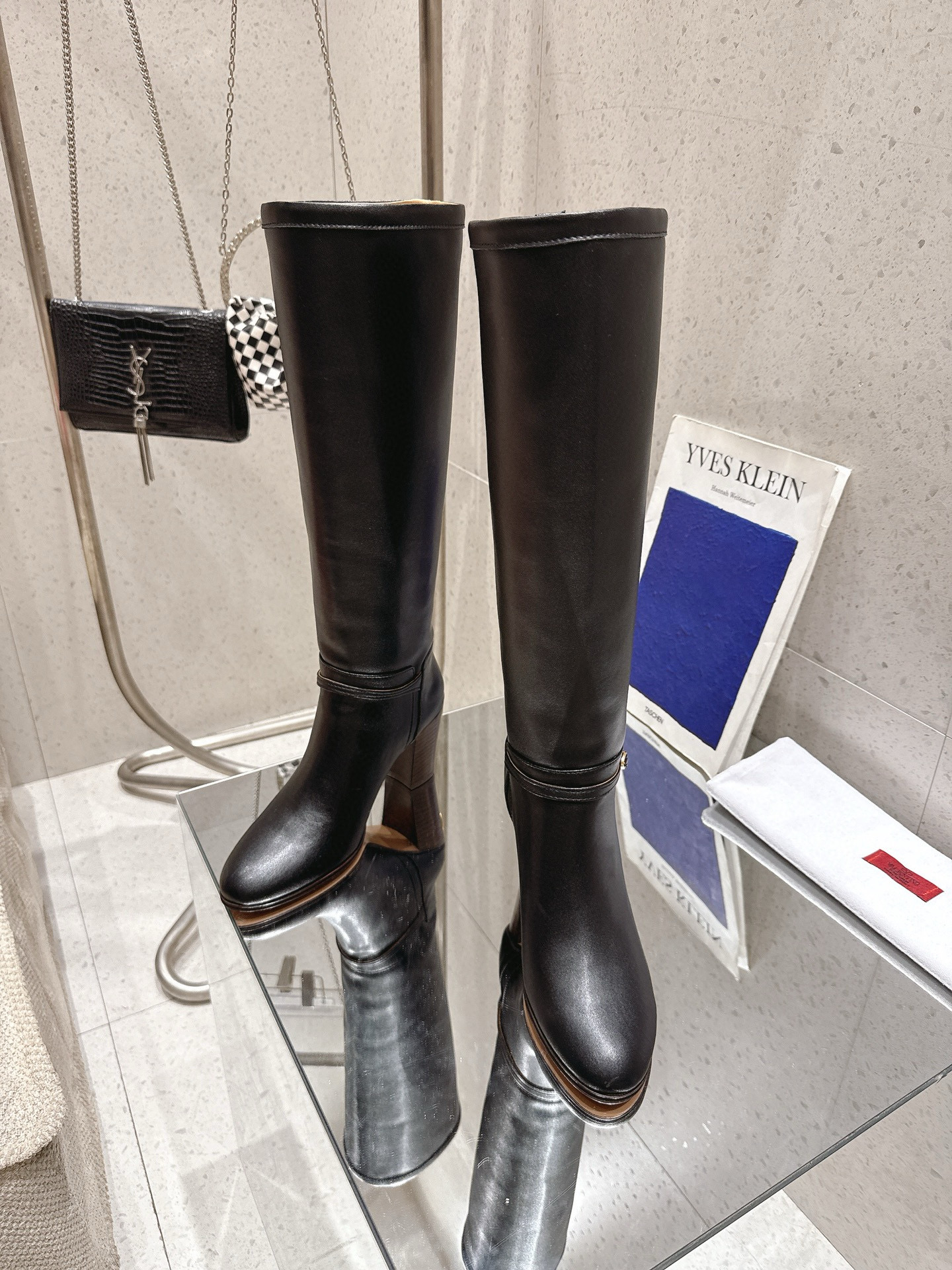 발렌티노 여자 부츠