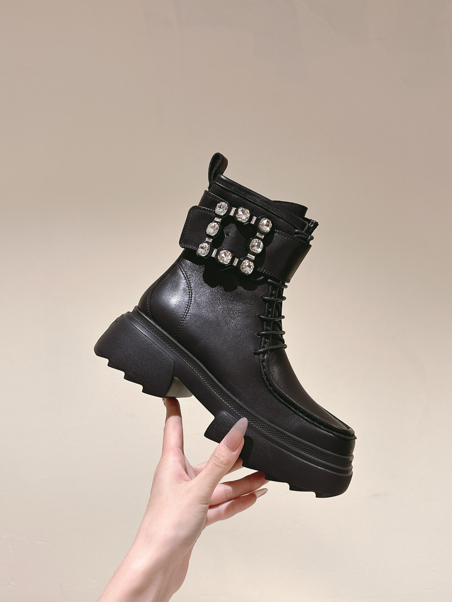 로저비비에 5.5CM 여자 부츠