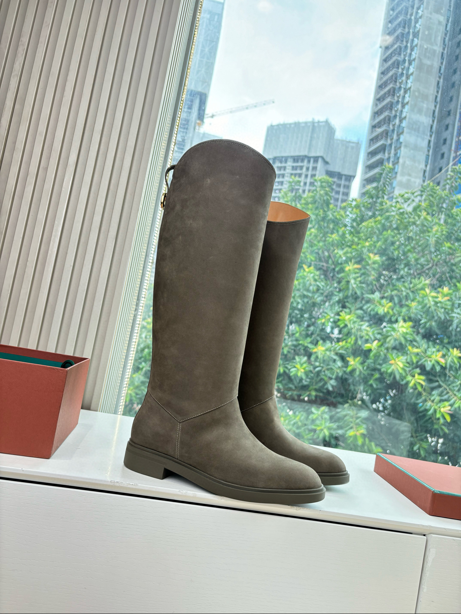 로로피아나 여자 부츠