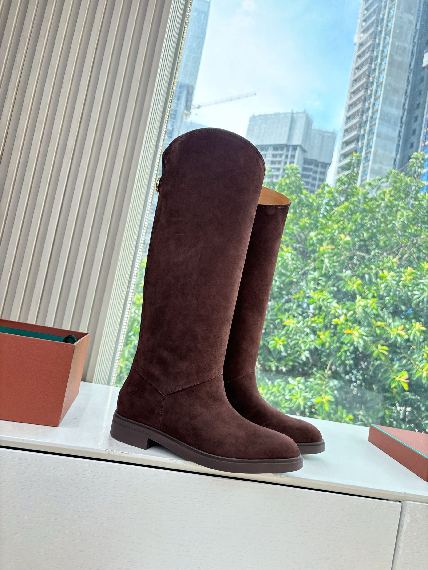 로로피아나 여자 부츠