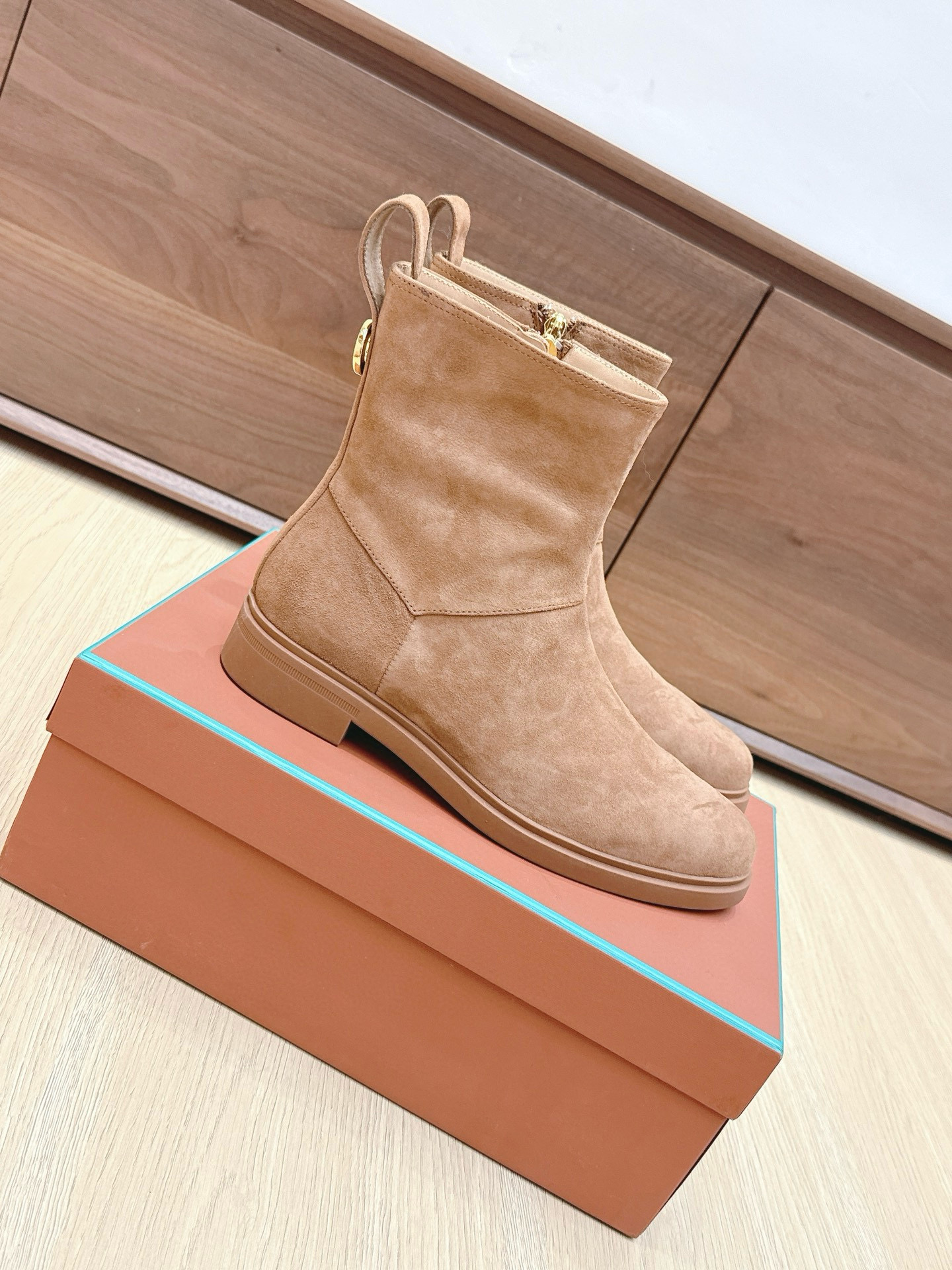 로로피아나 여자 부츠