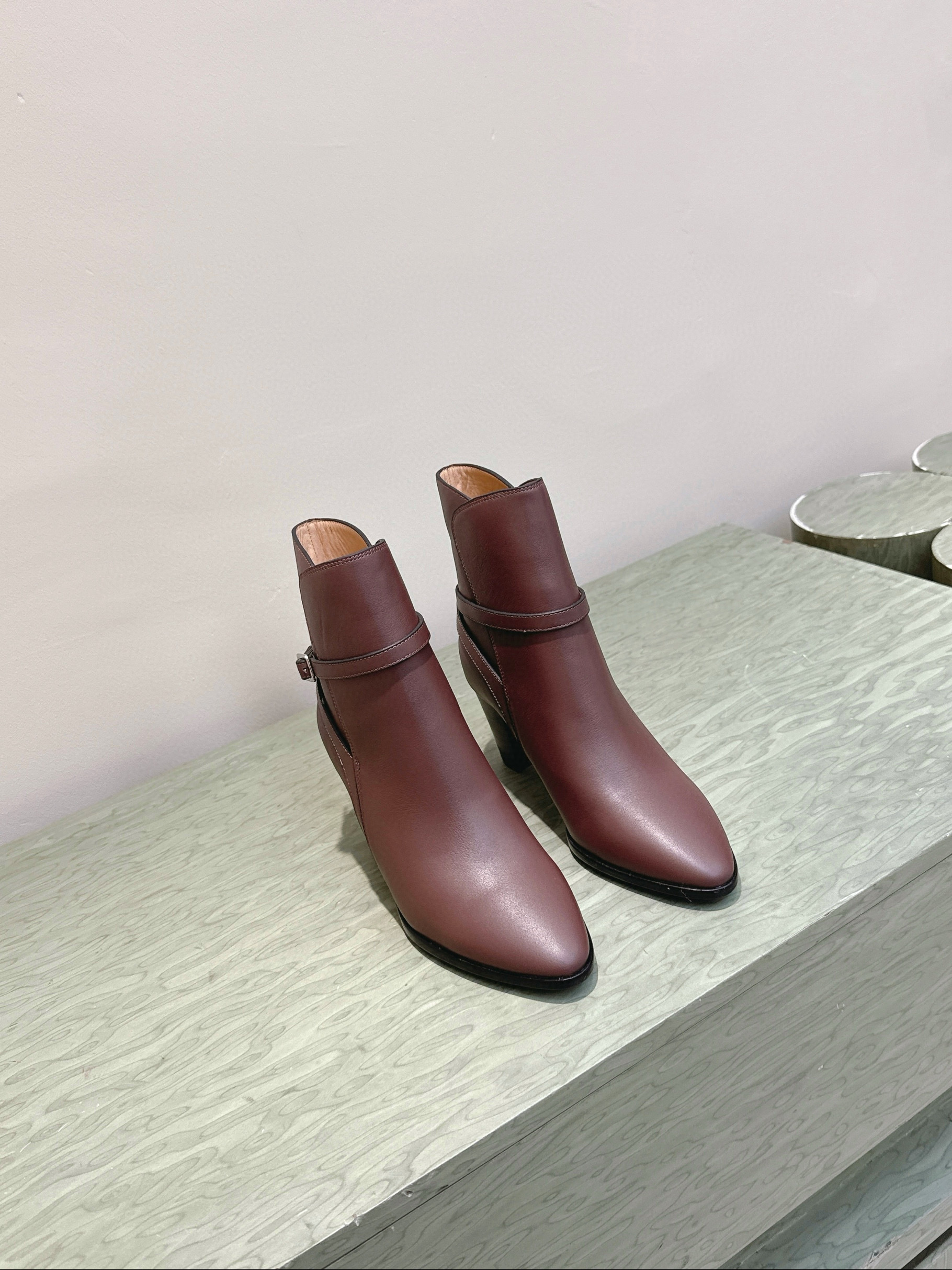 로로피아나 7CM 여자 부츠