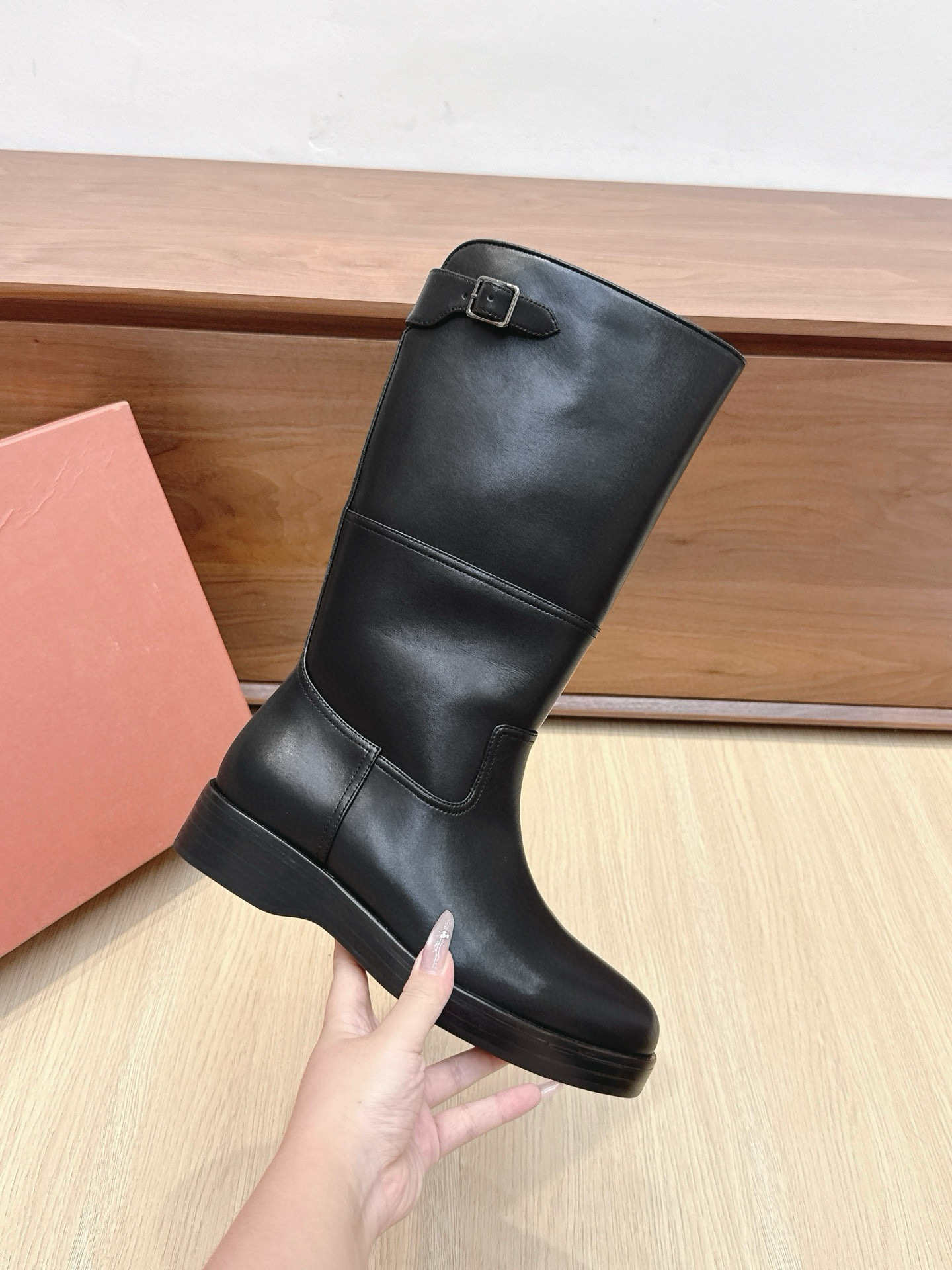 로로피아나 여자 부츠