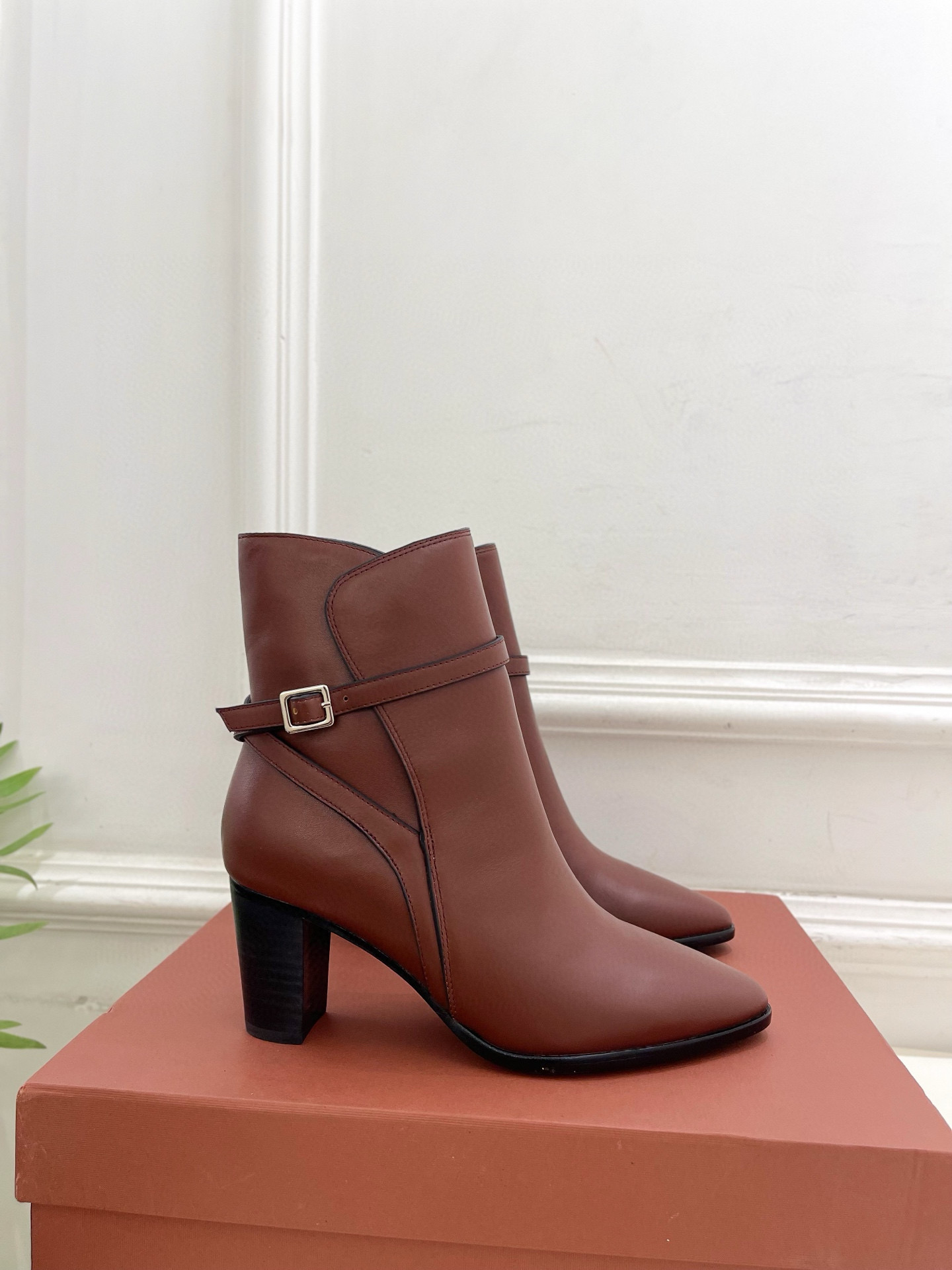 로로피아나 7CM 여자 부츠