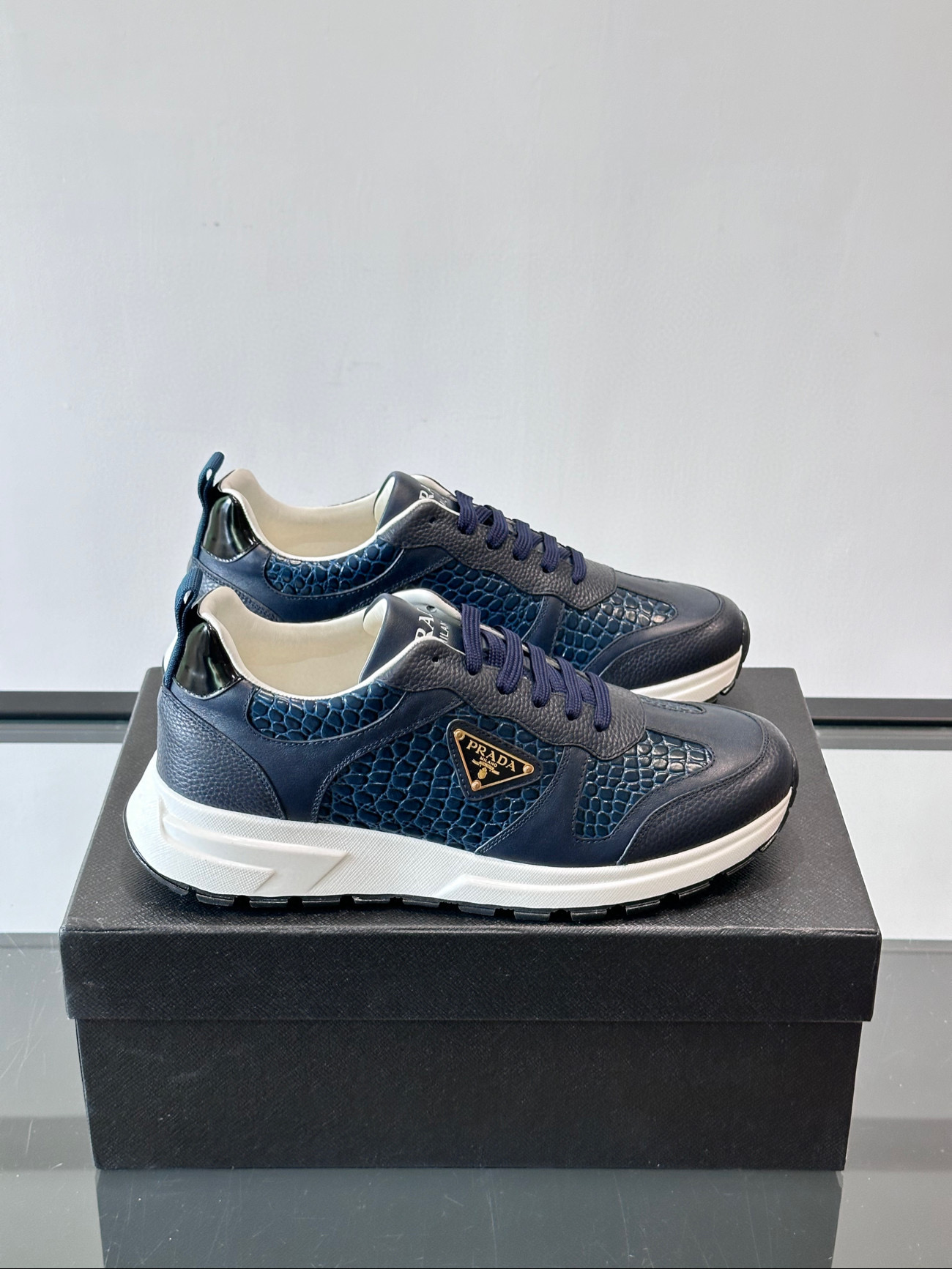 프라다 남자 스니커즈 신발 운동화