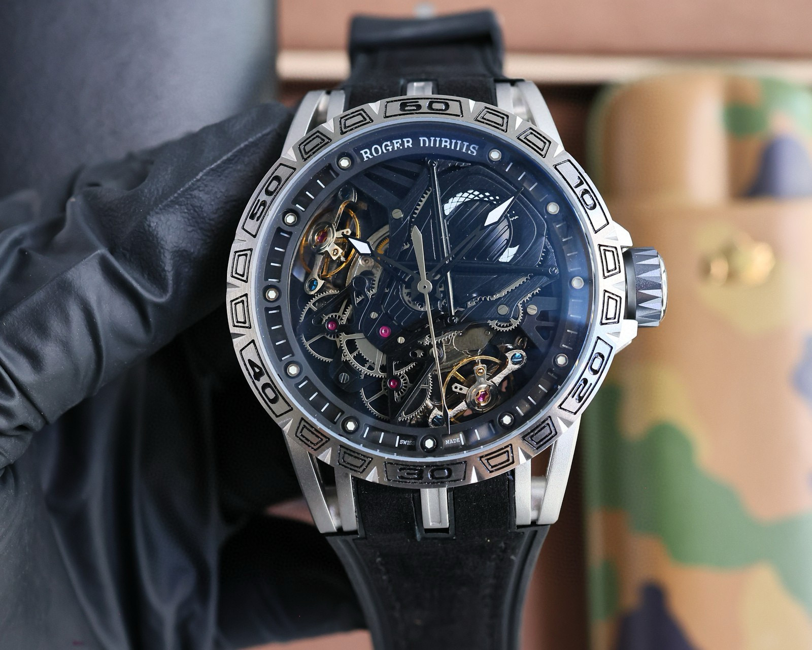 로저드뷔 A급 남자 시계