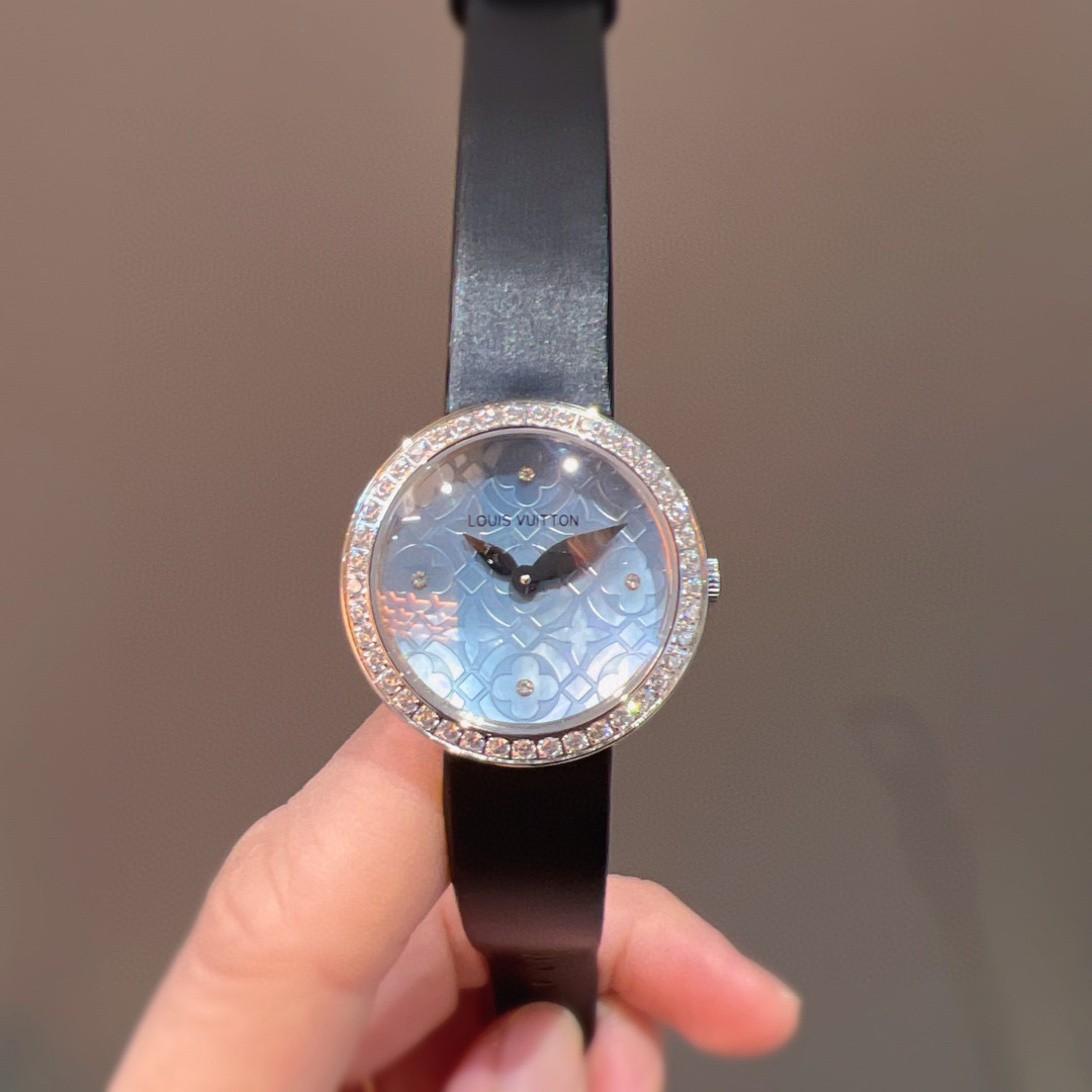 루이비통 A급 여자 시계