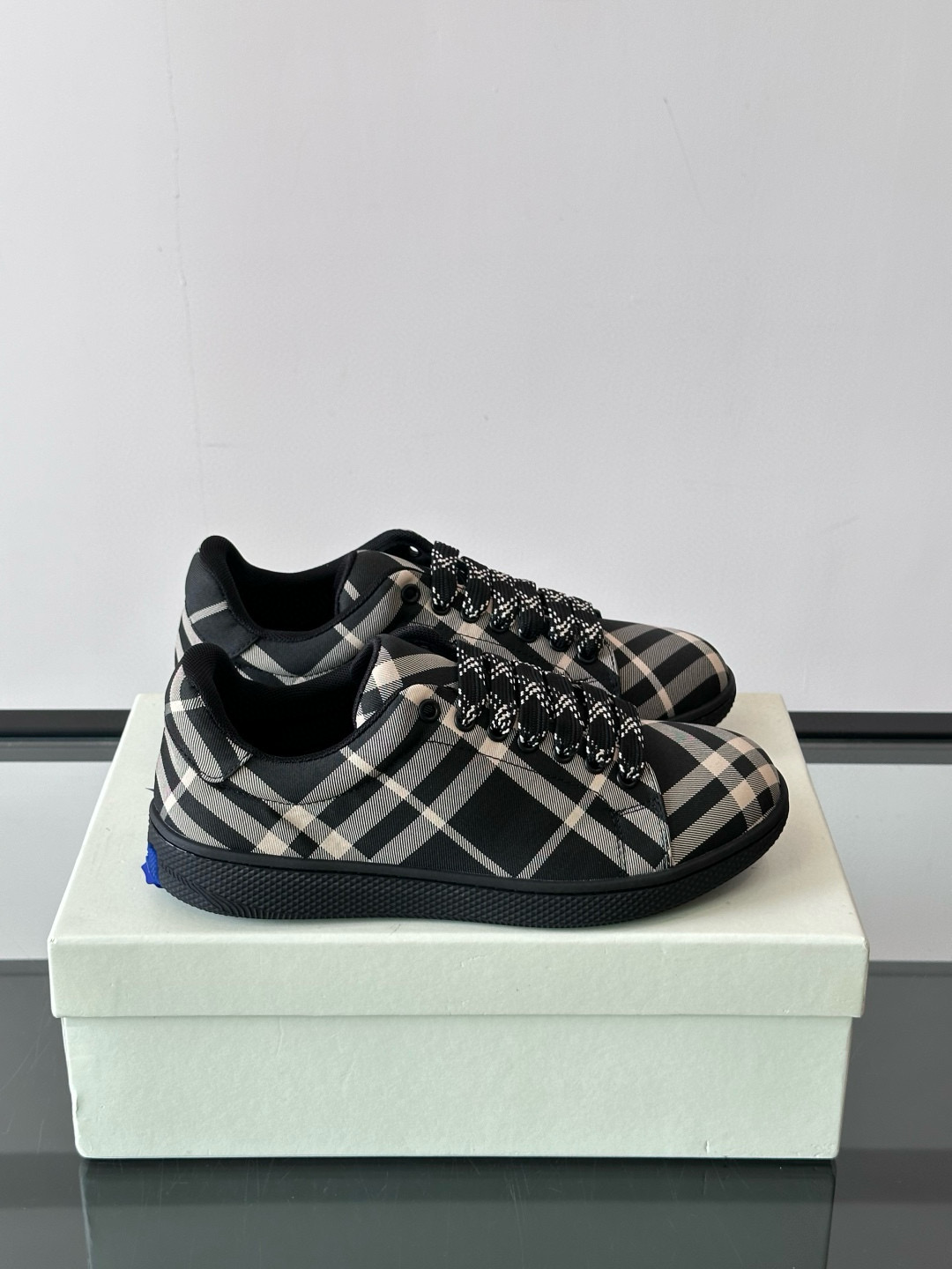 버버리 남자 스니커즈 신발 운동화