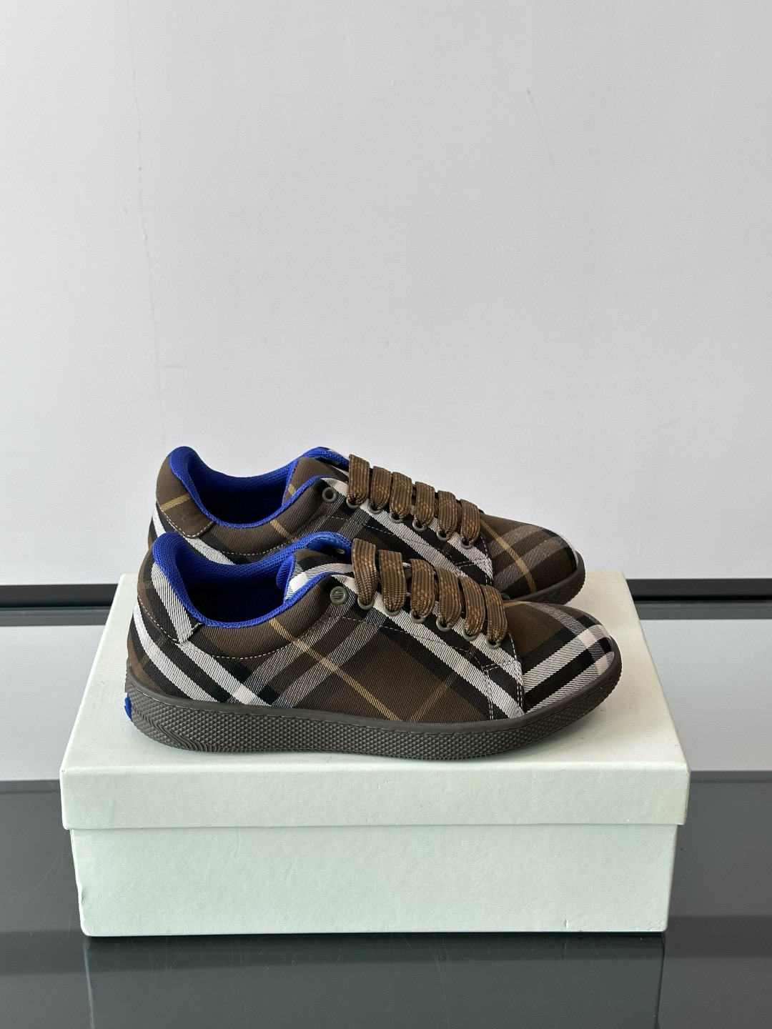 버버리 남자 스니커즈 신발 운동화