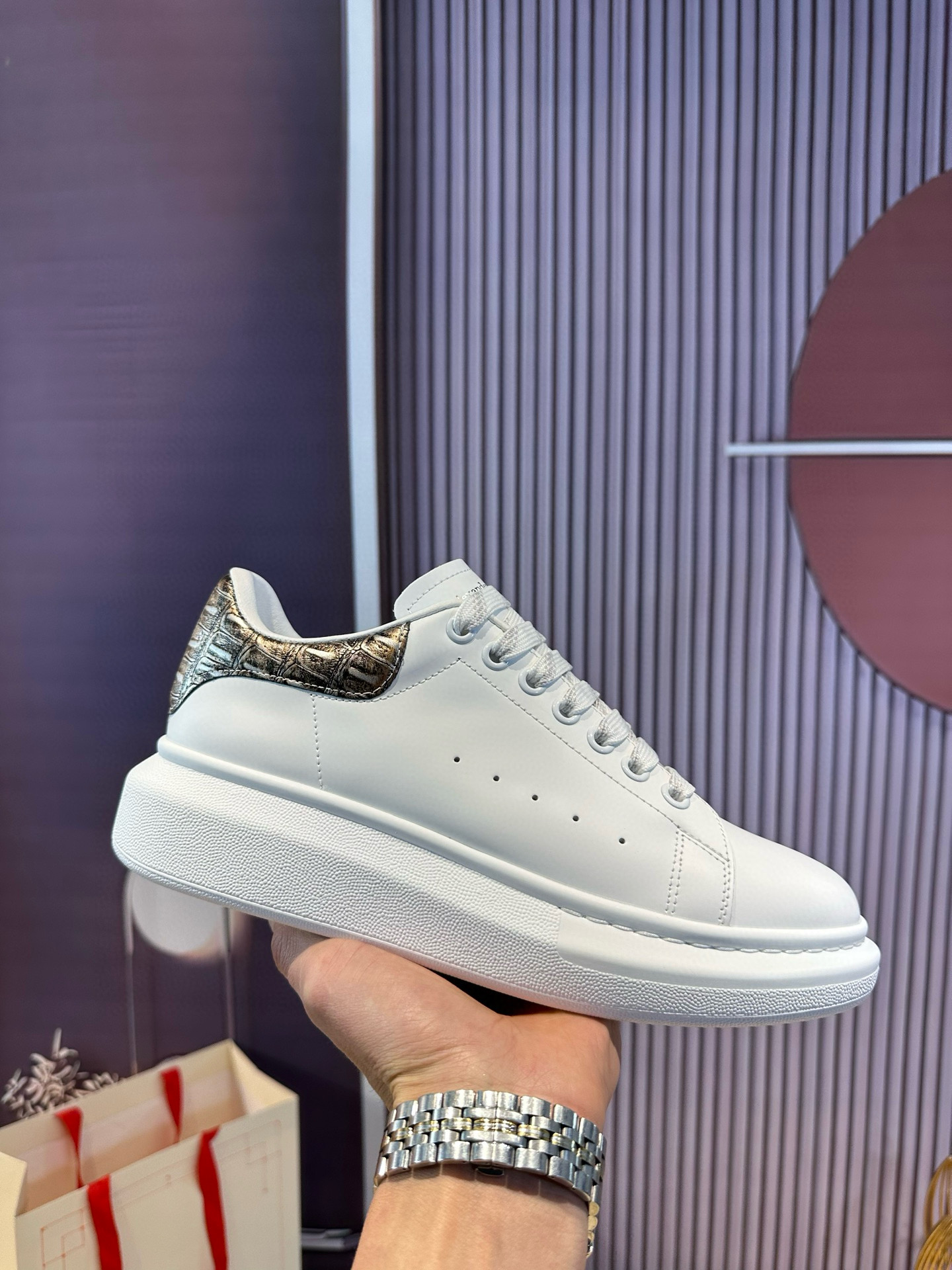 알렉산더 맥퀸 남녀공용 신발 운동화 스니커즈