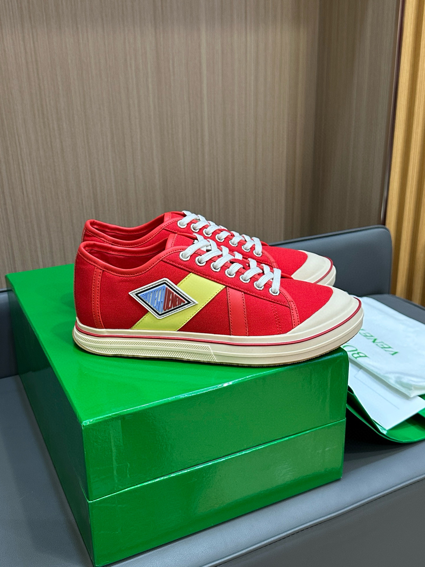 보테가베네타 남녀공용 신발 운동화 스니커즈