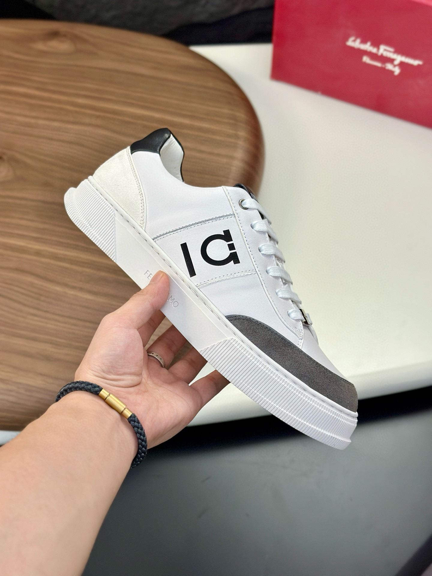 살바토레 페라가모 남자 신발 운동화 스니커즈