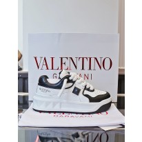 발렌티노 남녀공용 신발 운동화 스니커즈