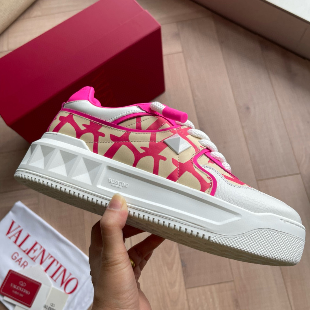 발렌티노 남녀공용 신발 운동화 스니커즈