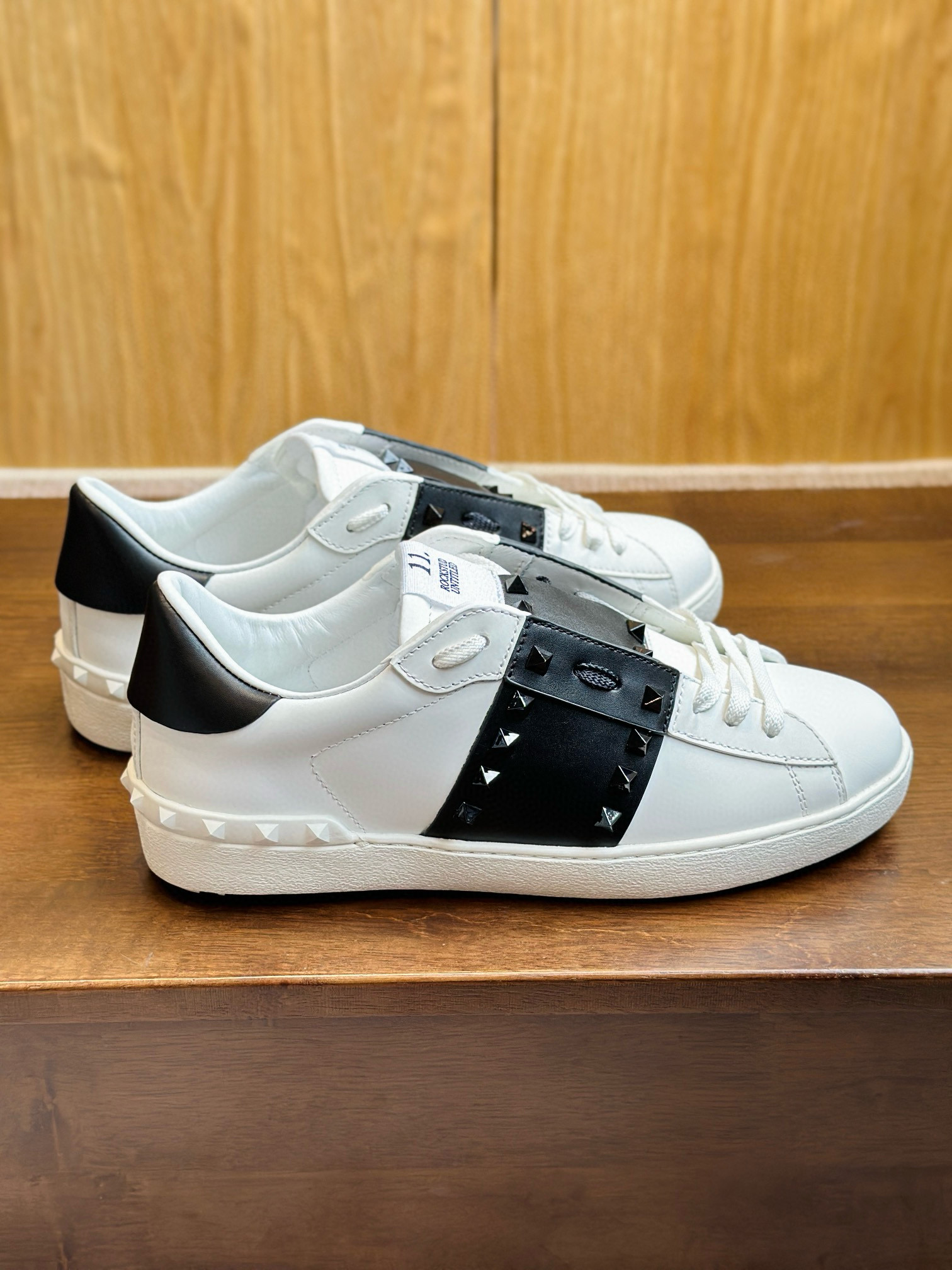 발렌티노 남녀공용 신발 운동화 스니커즈