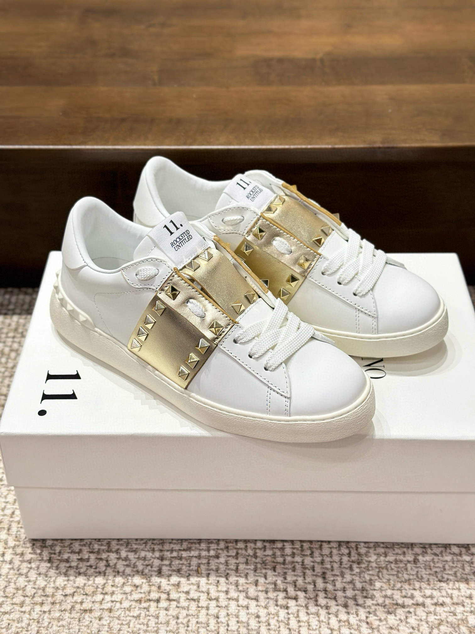 발렌티노 남녀공용 신발 운동화 스니커즈